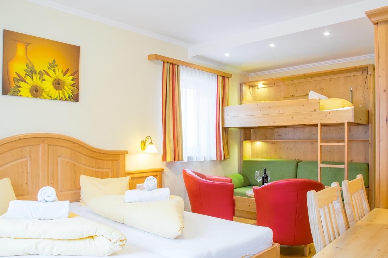 Hotel Gell Tweng Exterior foto